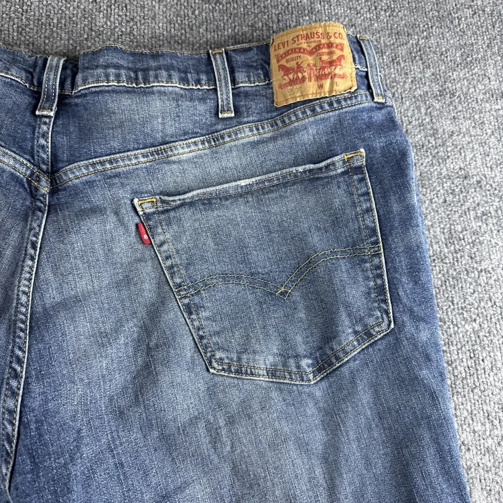 Levi's 559 Relaxed Fit Straight Leg Jeans Men's 48x29 Medium Wash Blue Denim